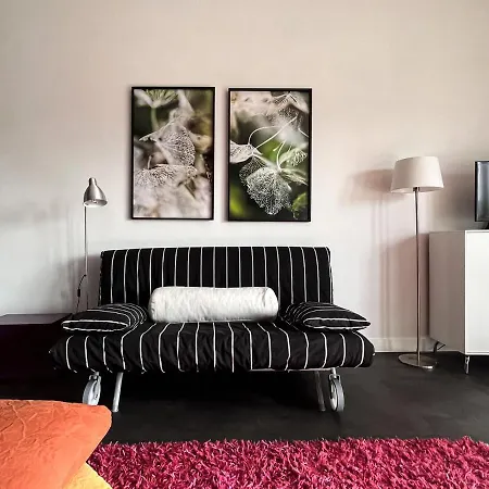 Mura Di Elegant Penthouse With Balcony Apartment *